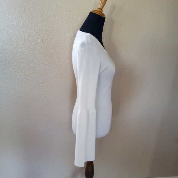 DKNY Ribbed Bell Sleeve Weater Top S White New - Picture 6 of 10